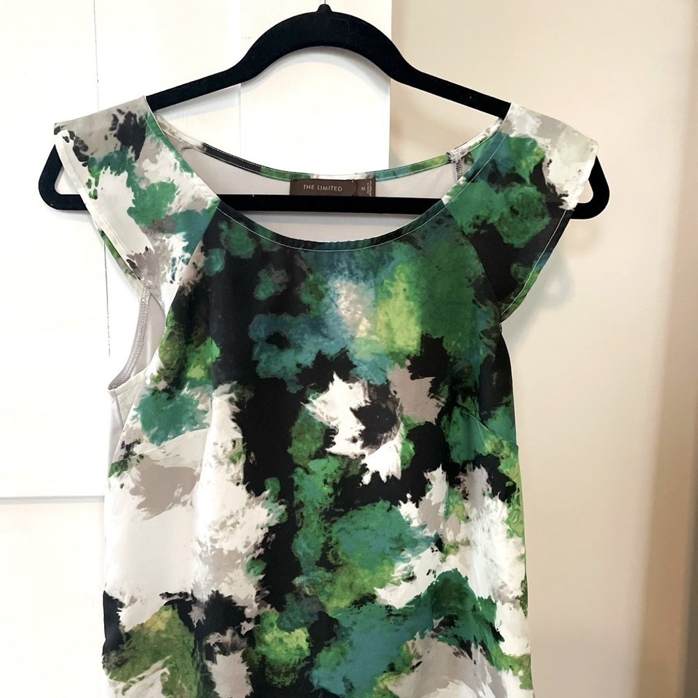 Limited blouse